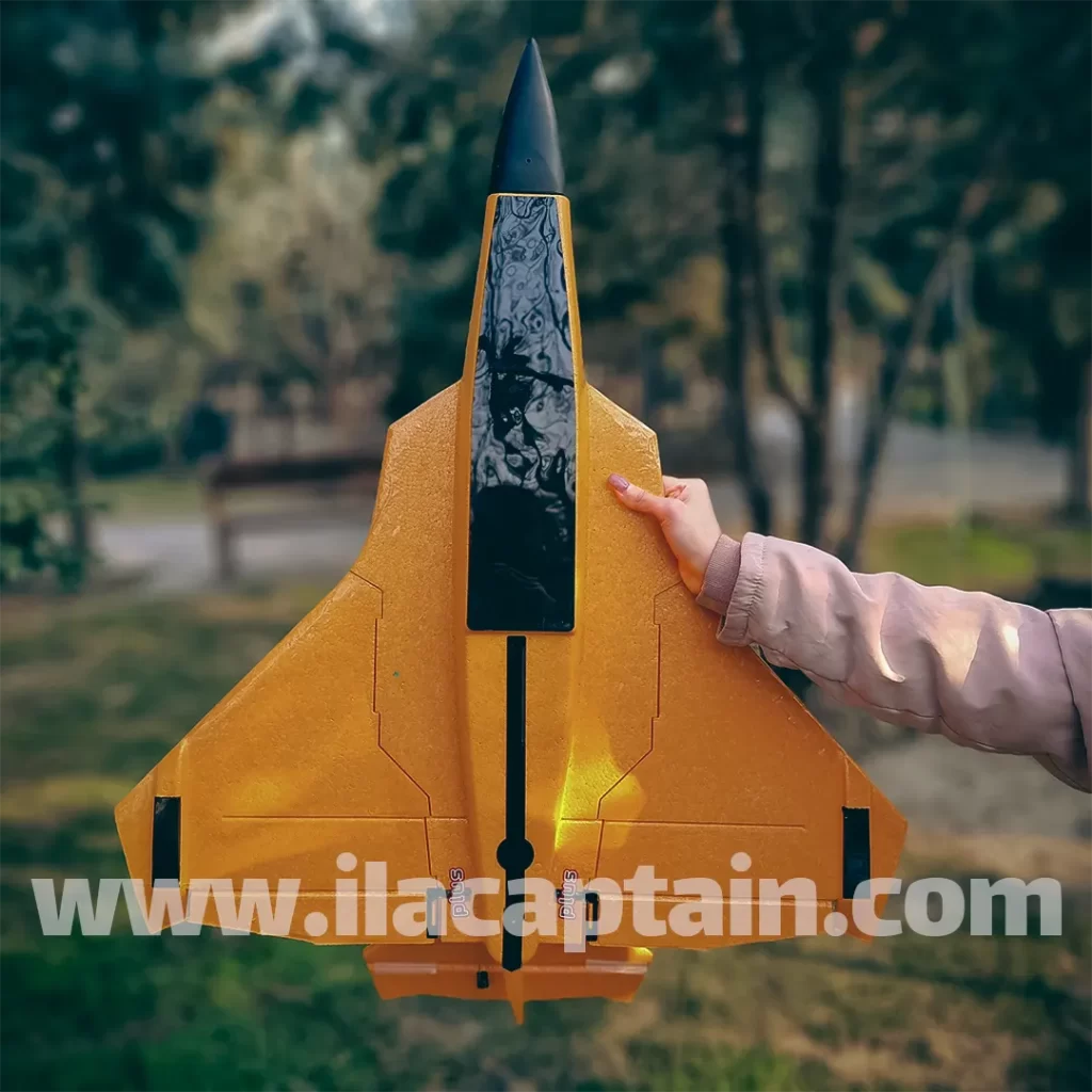 هواپیما کنترلی شارژی 6 کاناله hlk