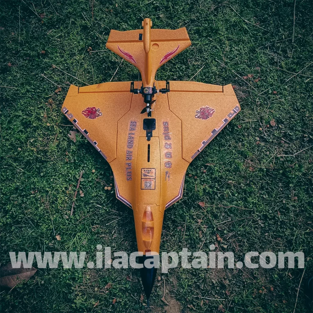 هواپیما کنترلی شارژی 6 کاناله hlk